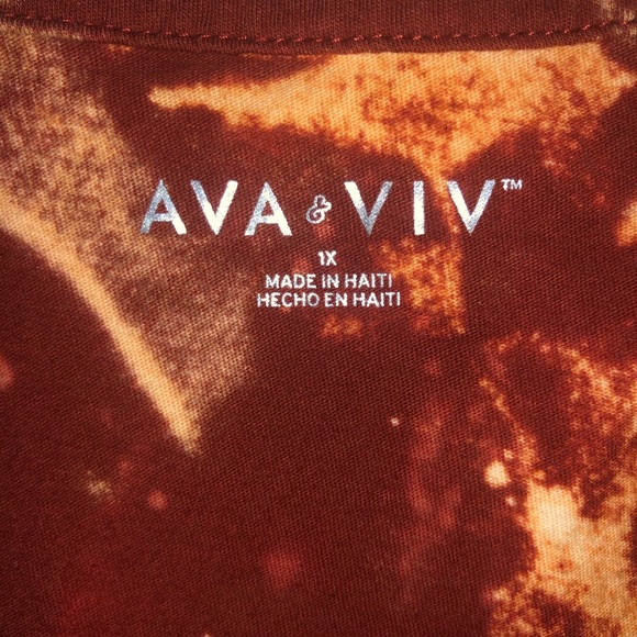 Handmade custom reverse tie dye tee - Picture 3 of 7